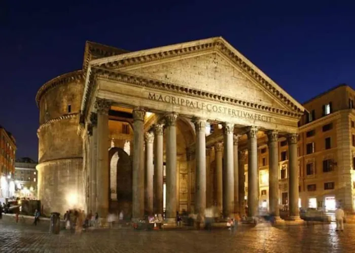 Apartment Pantheon Large In The Heart Of S
