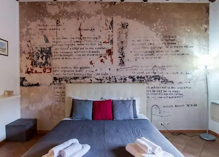 Pantheon Large In The Heart Of S Apartment